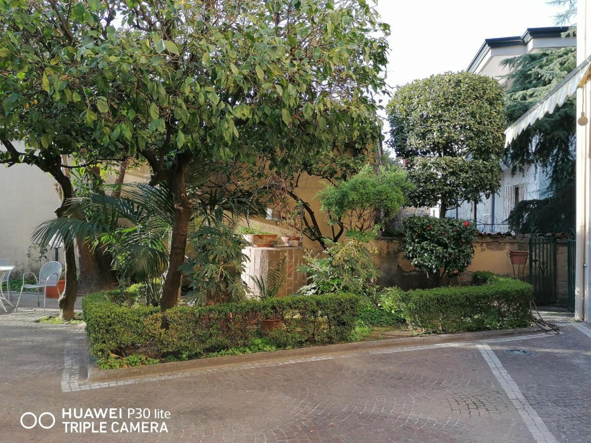 Hotel Giardino Degli Aranci Frattamaggiore Exterior foto